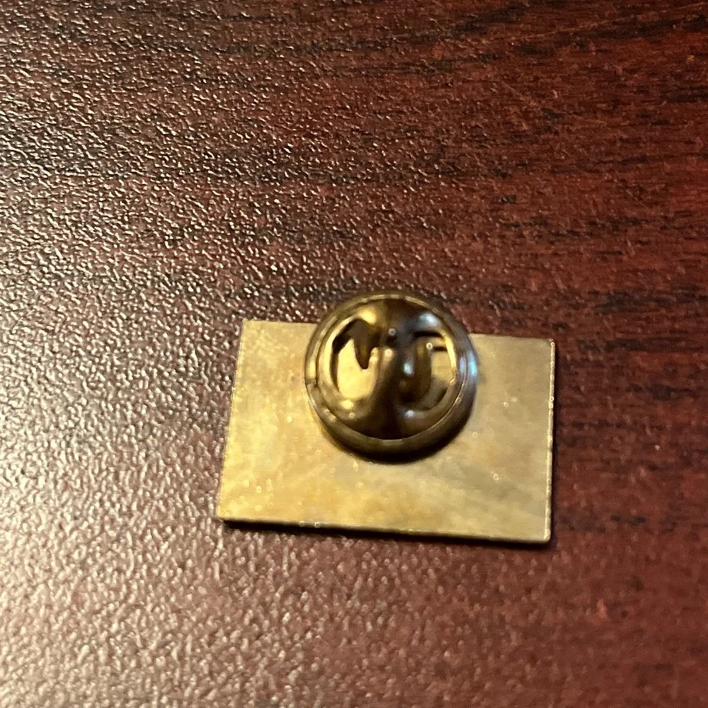 Lot Of 4‎ McDonald’s Employee Lapel Hat Pins